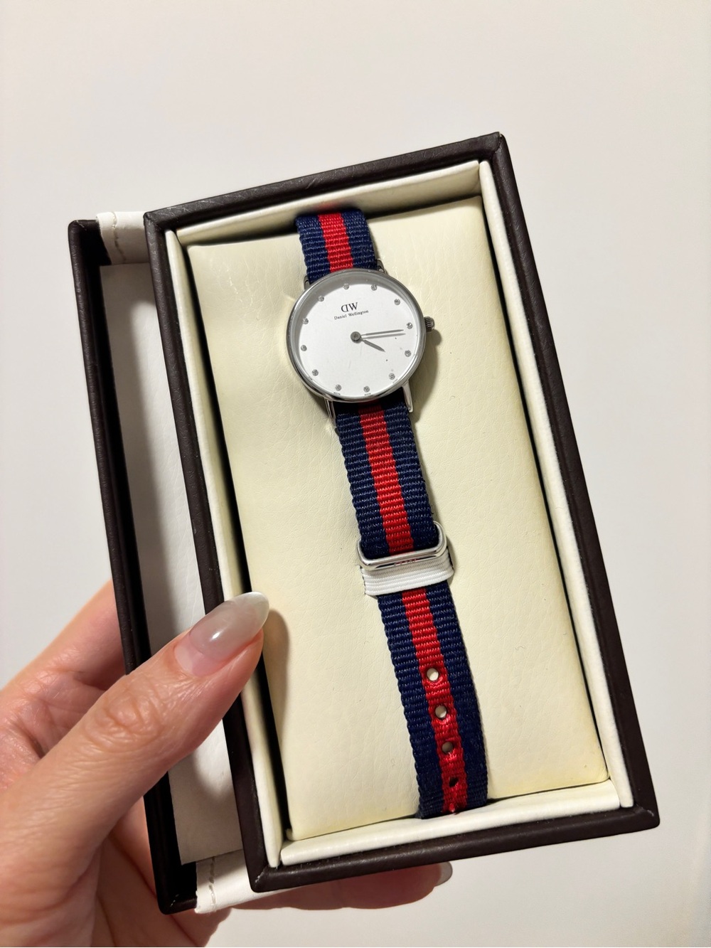Daniel Wellington Navy and Red Stripe
